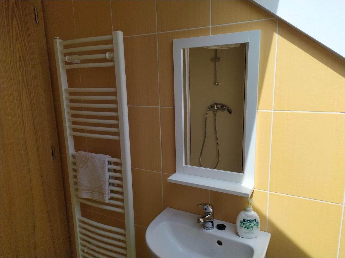 Apartment Koprivovi Němčičky 外观 照片